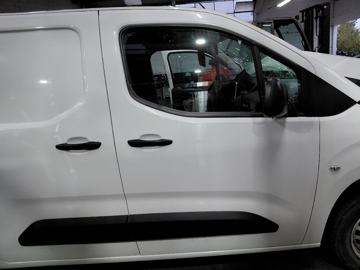 Porta Frente Lado Direito OPEL COMBO CX/MONOVOLUME (K9) 18-