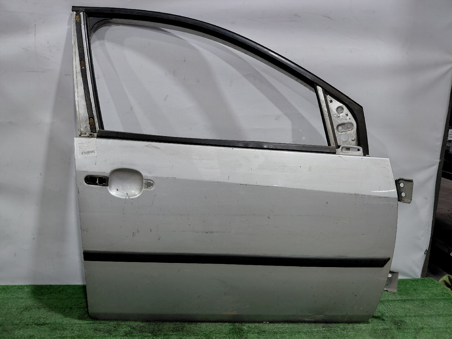 Porta Frente Lado Direito FORD FIESTA V (JH_, JD_) | 01 - 14