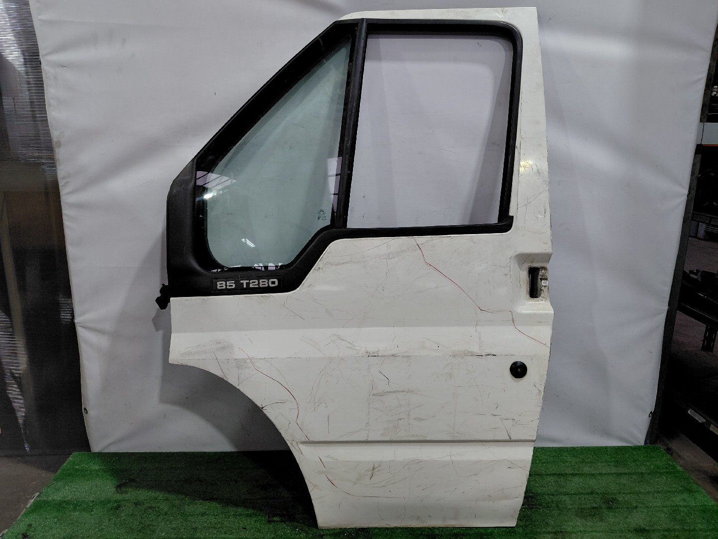 Porta Frente Lado Esquerdo FORD TRANSIT Autocarro (FD_ _, FB_ _, FS_ _, FZ_ _, FC_ _) | 00 - 06