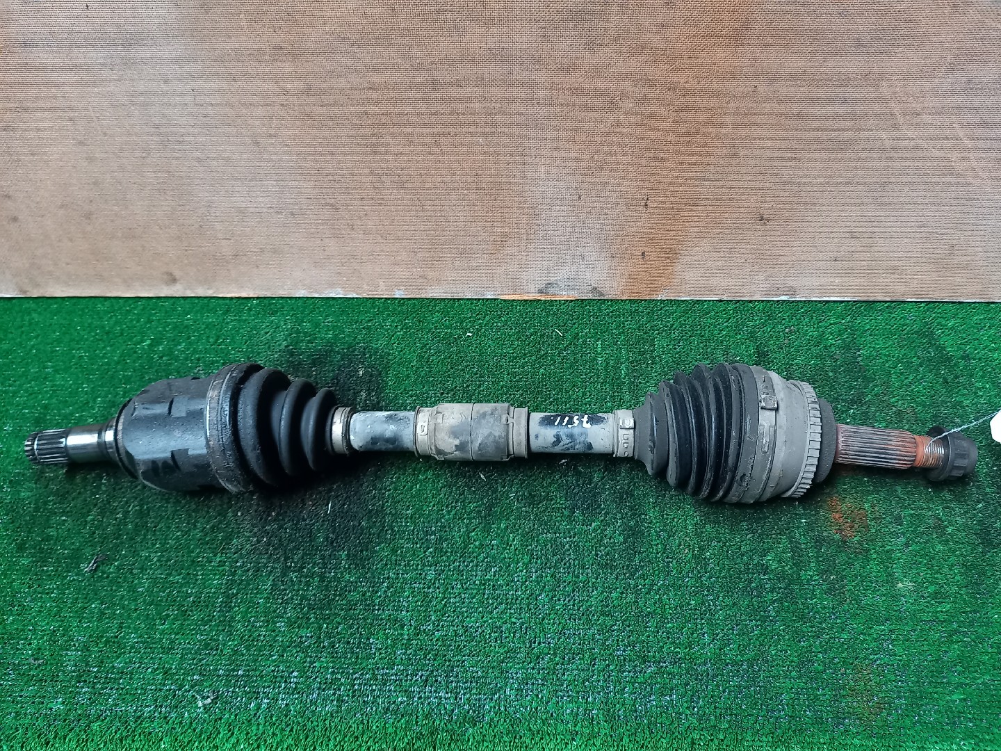 Transmissão Frente lado esquerdo TOYOTA COROLLA três volumes (_E12_) | 00 - 08