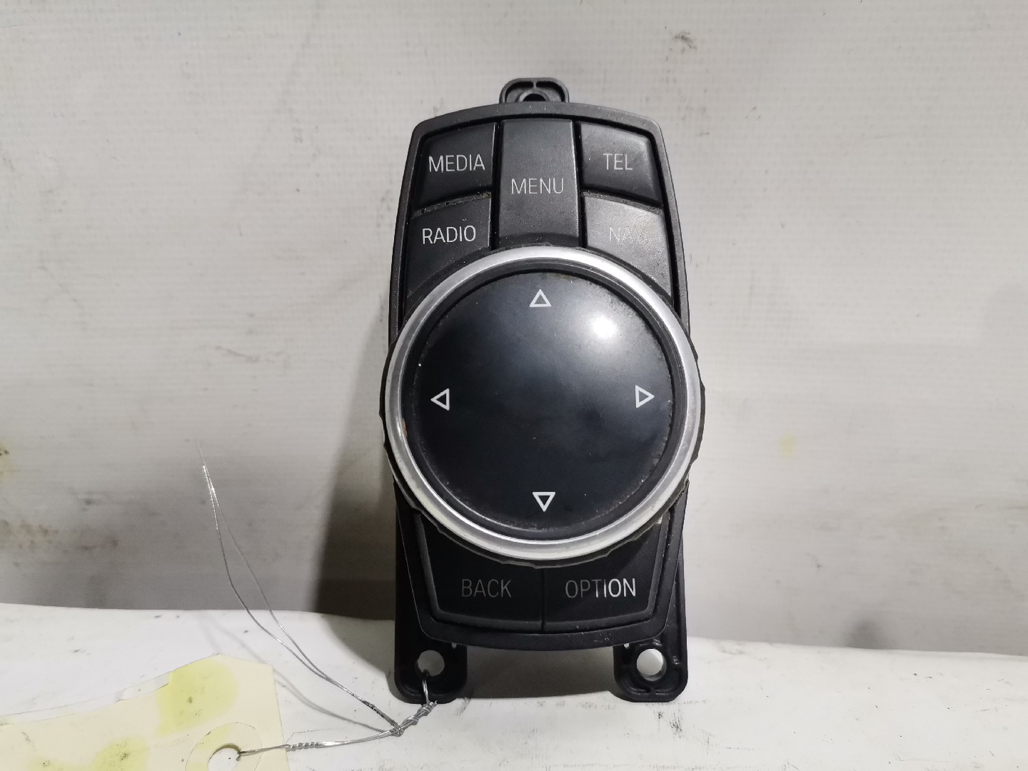 Comando Multifunções BMW 1 (F21) | 11 - 