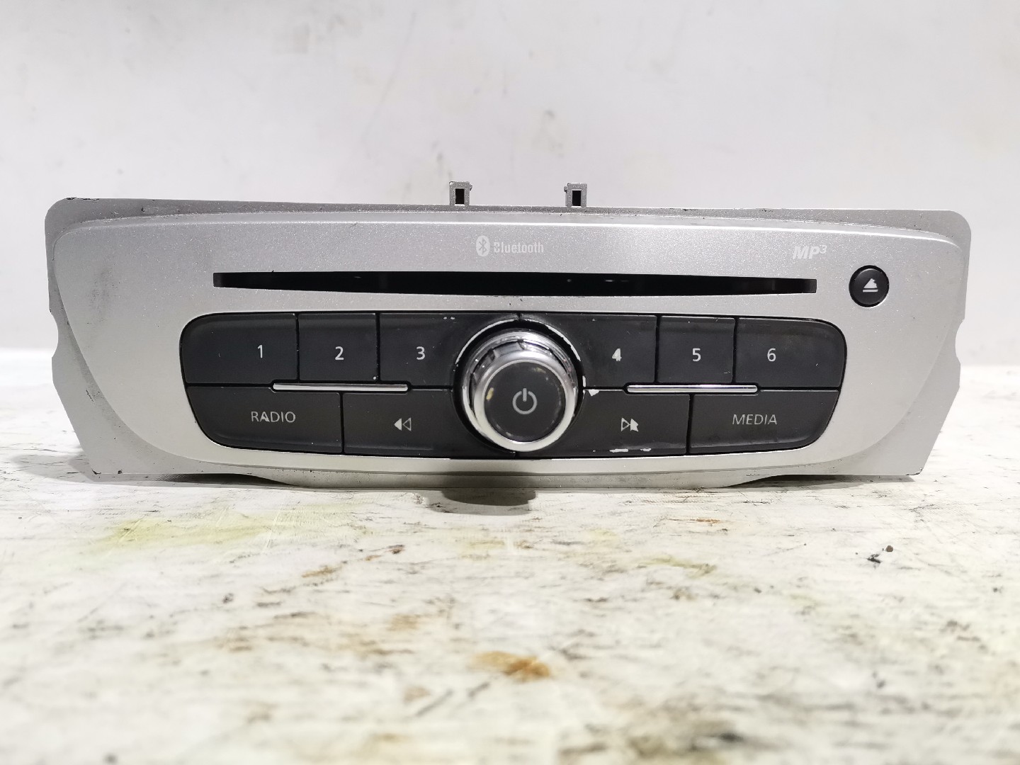 Rádio DACIA DUSTER (HS_) | 10 - 18