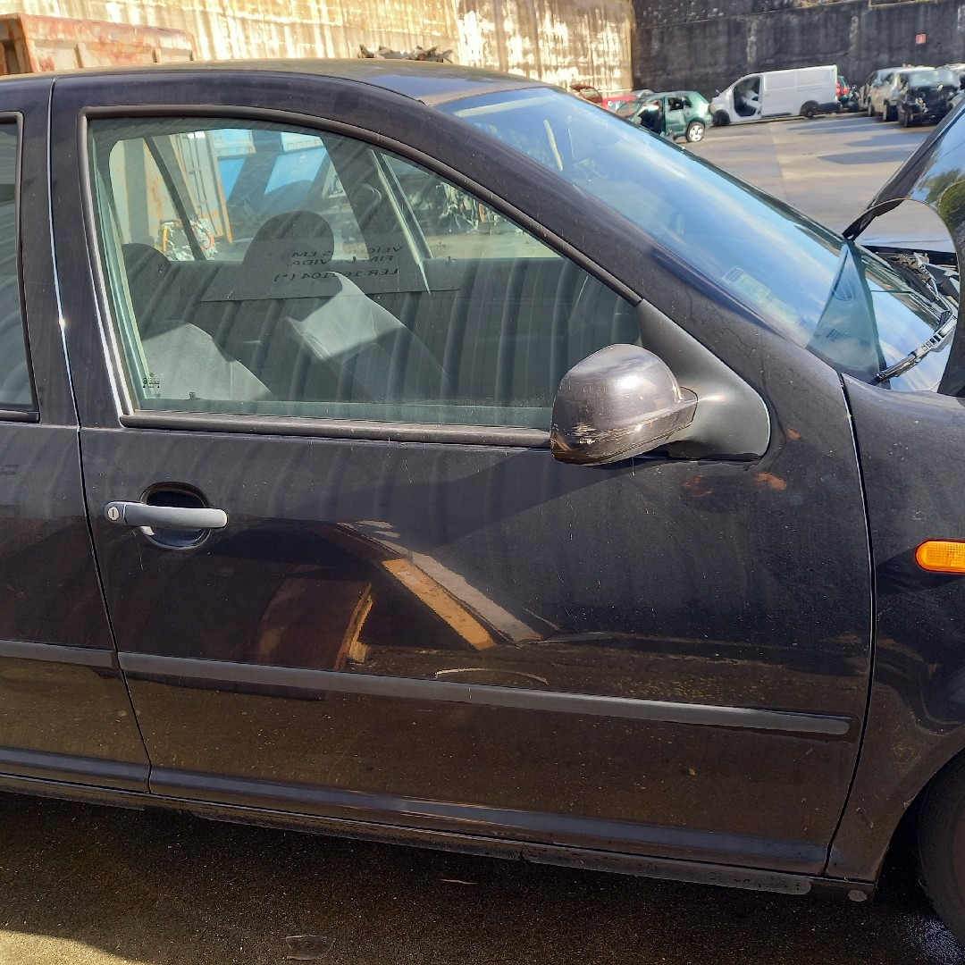 Porta Frente Lado Direito VOLKSWAGEN GOLF IV (1J1) | 97 - 07