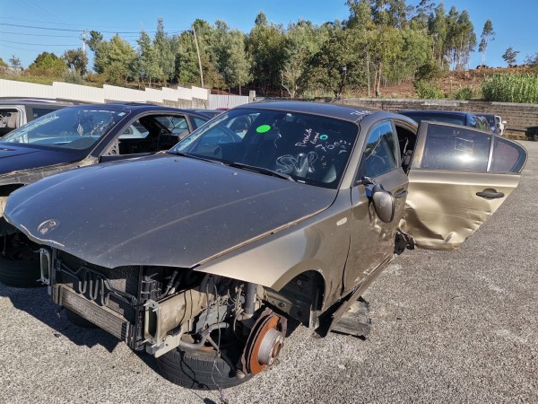 1  BMW 1 (E87) | 03 - 13