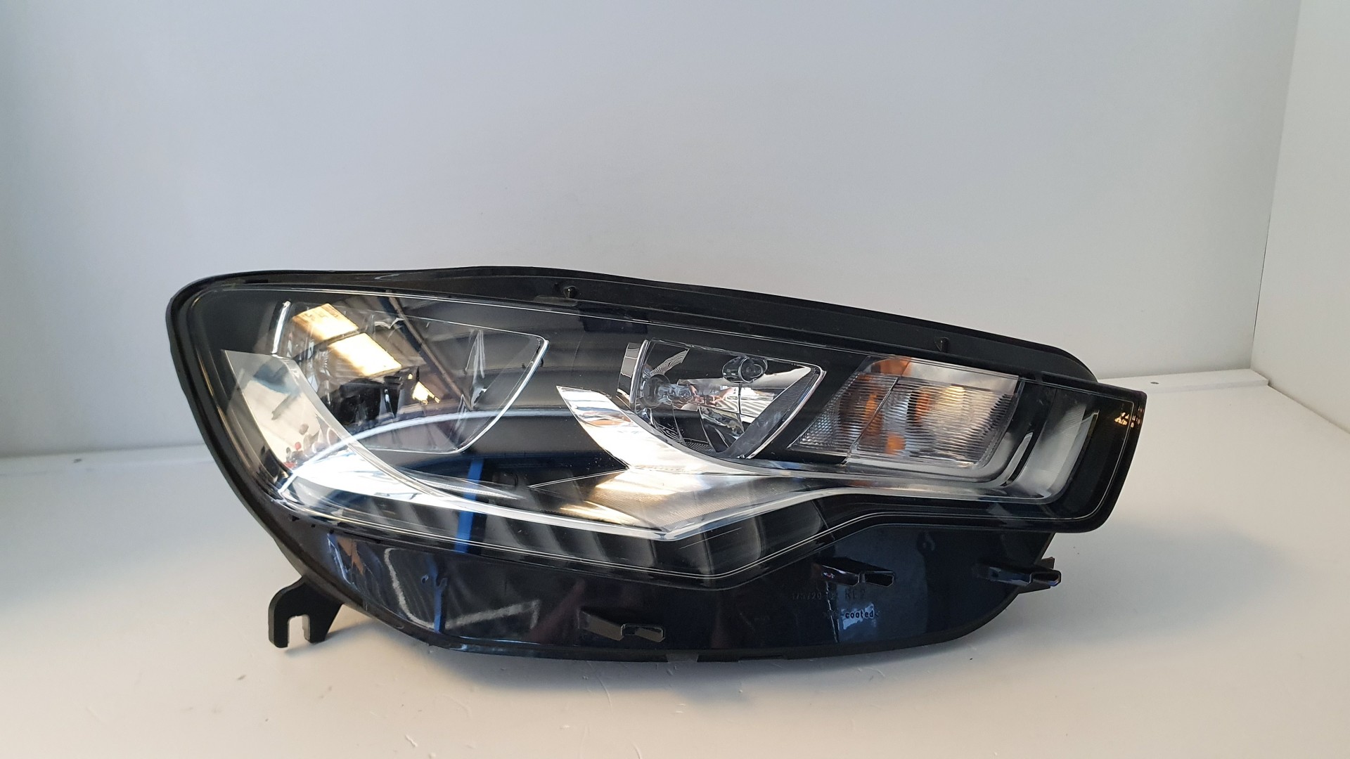 Farol Dto AUDI A6 (4G2, 4GC, C7) | 10 - 18