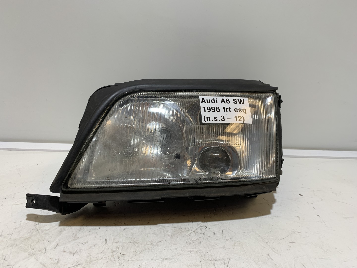 Farol Esq AUDI A6 Avant (4A5, C4) | 94 - 97