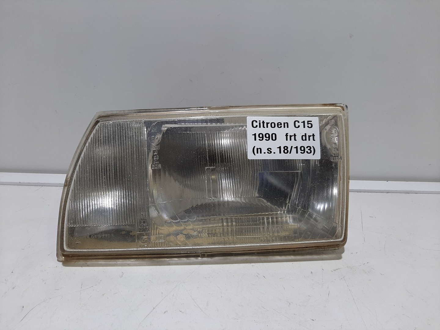 Farol Dto CITROEN C15 Caixa (VD_) | 84 - 06