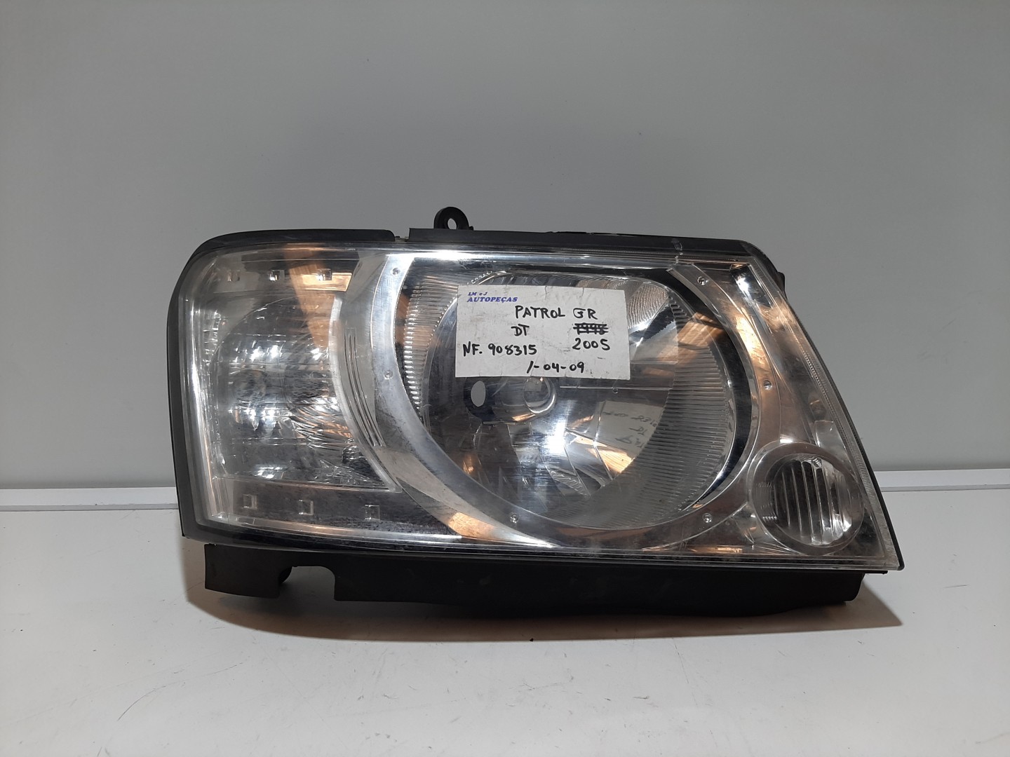 Farol Dto NISSAN PATROL GR V Wagon (Y61) | 97 - 