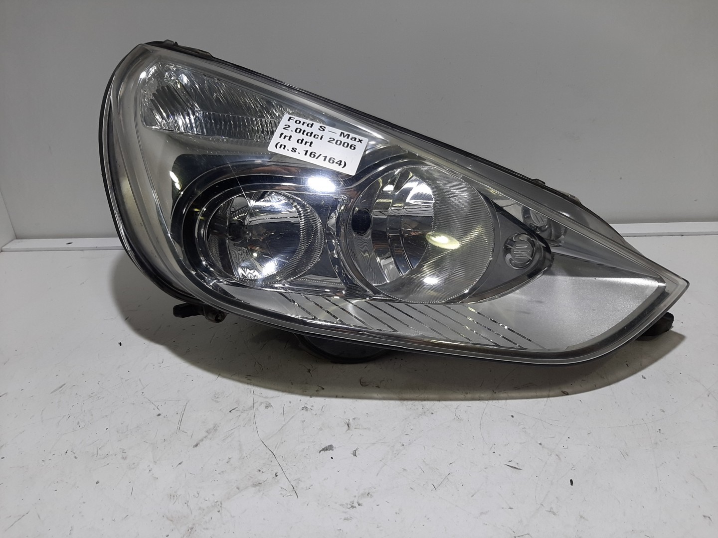 Right Headlight  FORD S-MAX (WA6) | 06 - 14
