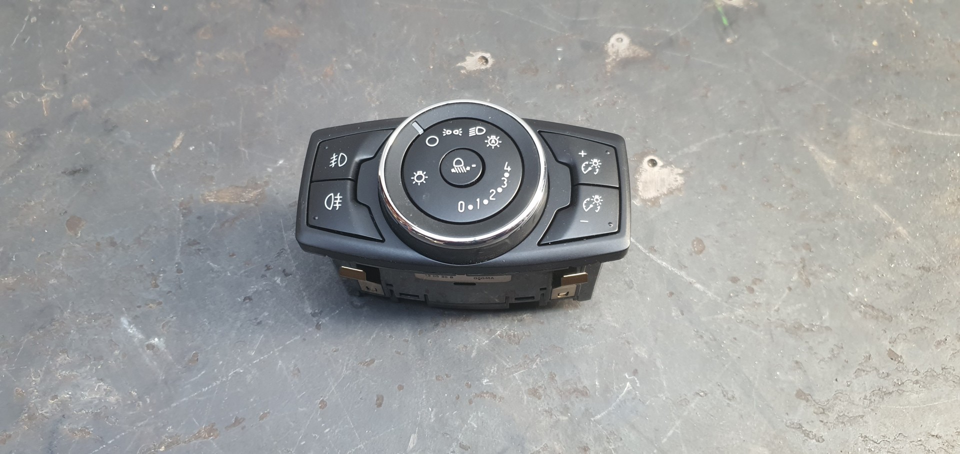 Interruptor luzes FORD FOCUS III Turnier | 10 - 
