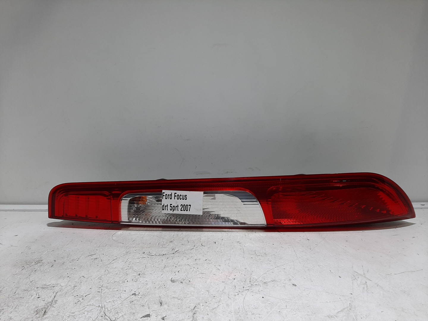 Farolim Stop Dto FORD FOCUS II (DA_, HCP, DP) | 04 - 13