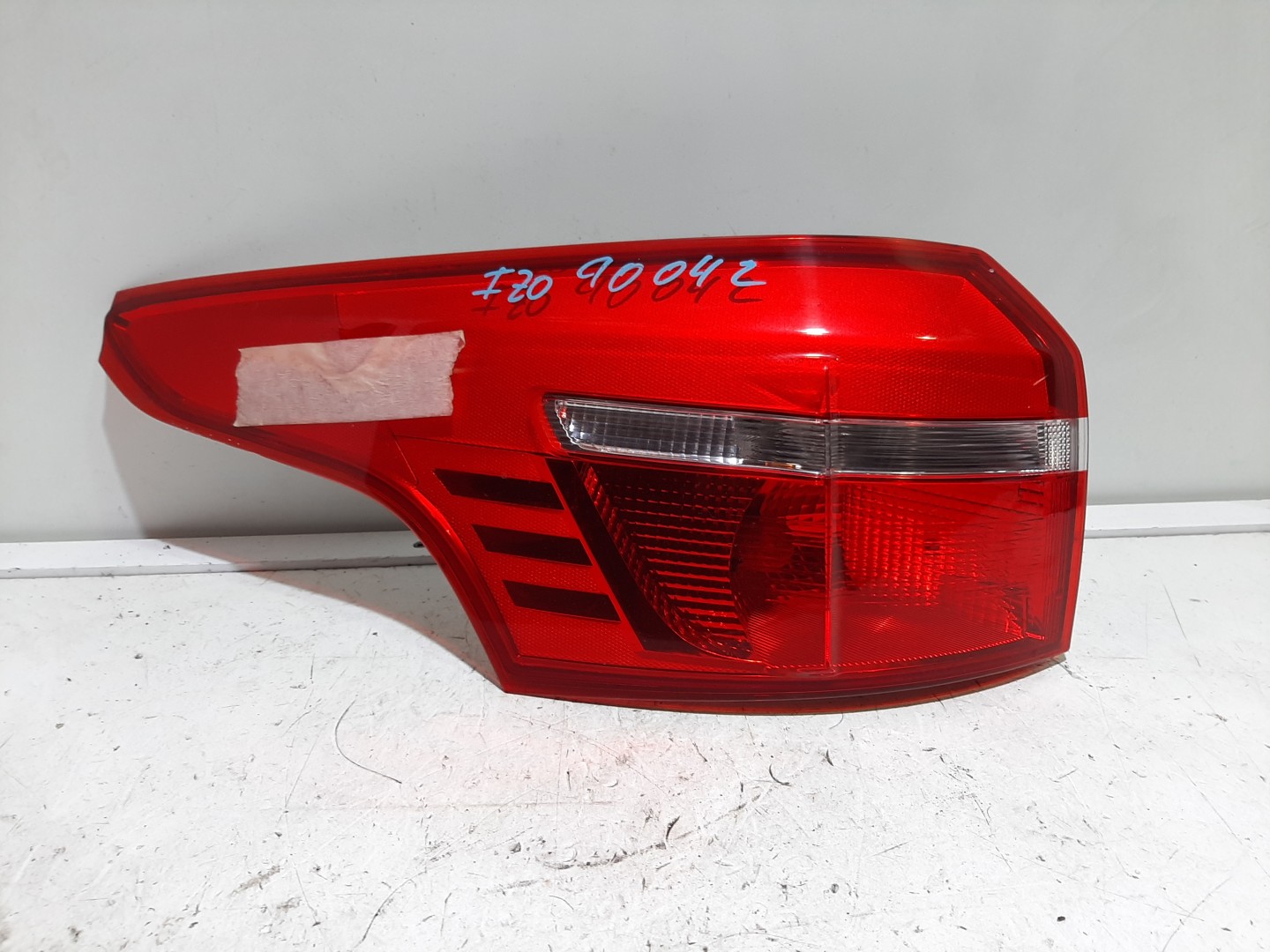 Farolim Stop Esq FORD FOCUS III Turnier | 10 - 