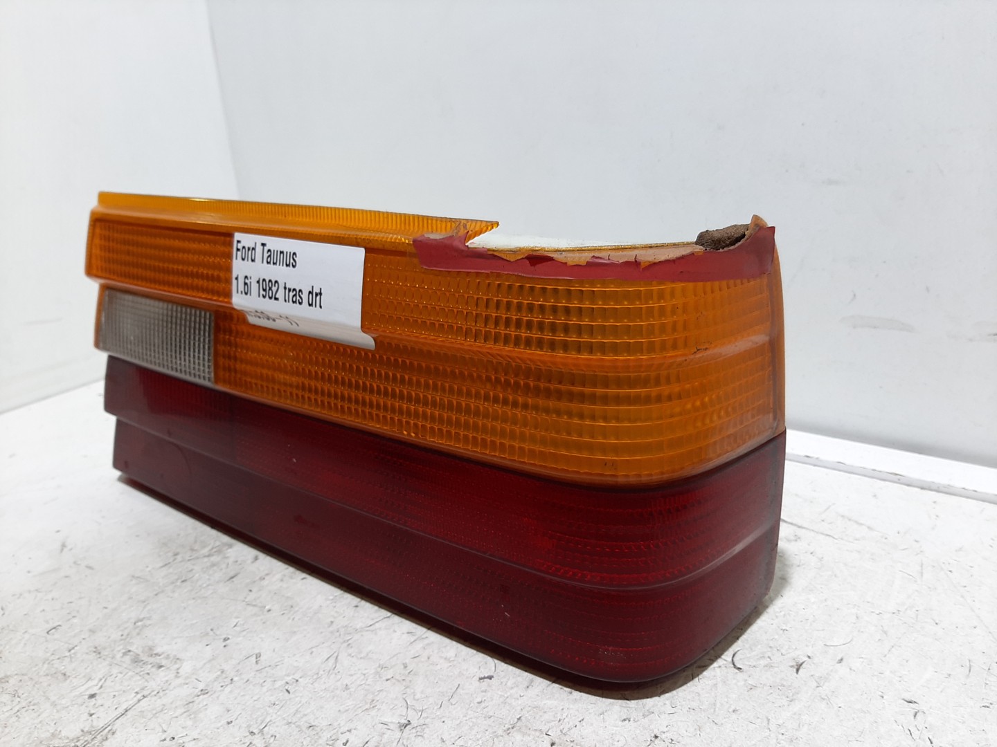 Farolim Stop Dto FORD TAUNUS 80 (GBS, GBNS) | 79 - 82