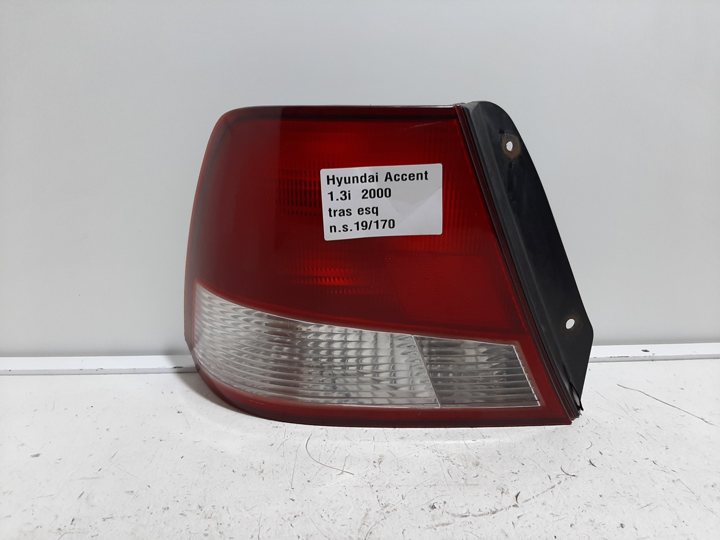 Farolim Stop Esq HYUNDAI ACCENT II (LC) | 99 - 06