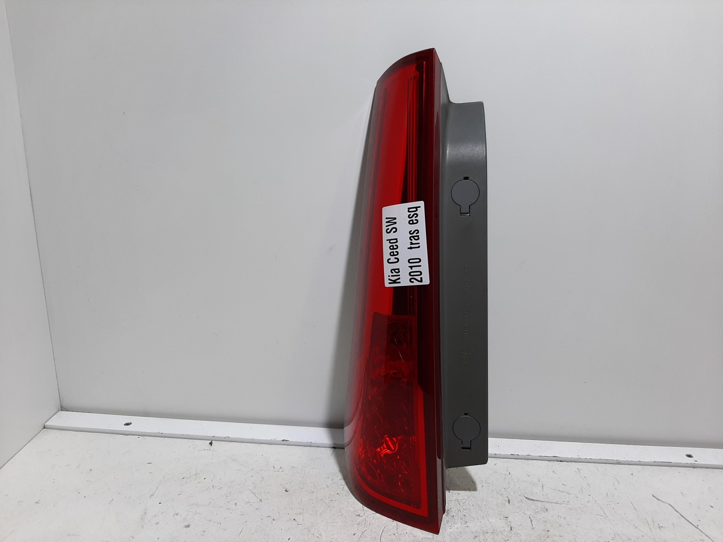 Farolim Stop Esq KIA CEED Sportswagon (JD) | 12 - 
