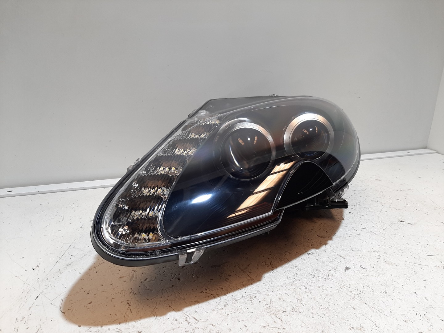 Faro izquierdo de Aston martin Vantage vantage 2005-0 