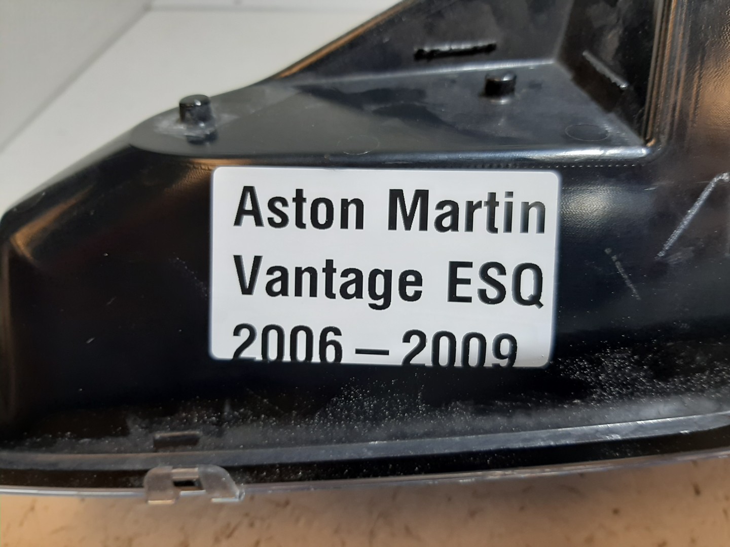 Faro izquierdo de Aston martin Vantage vantage 2005-0 