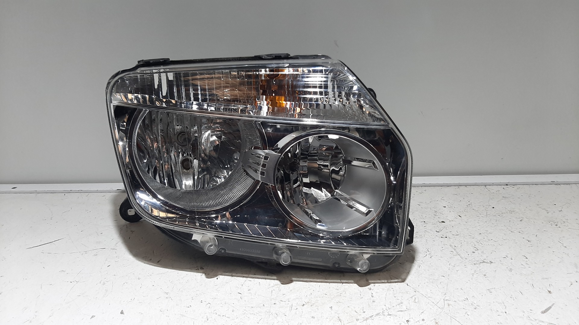 Farol Dto DACIA DUSTER (HS_) | 10 - 18
