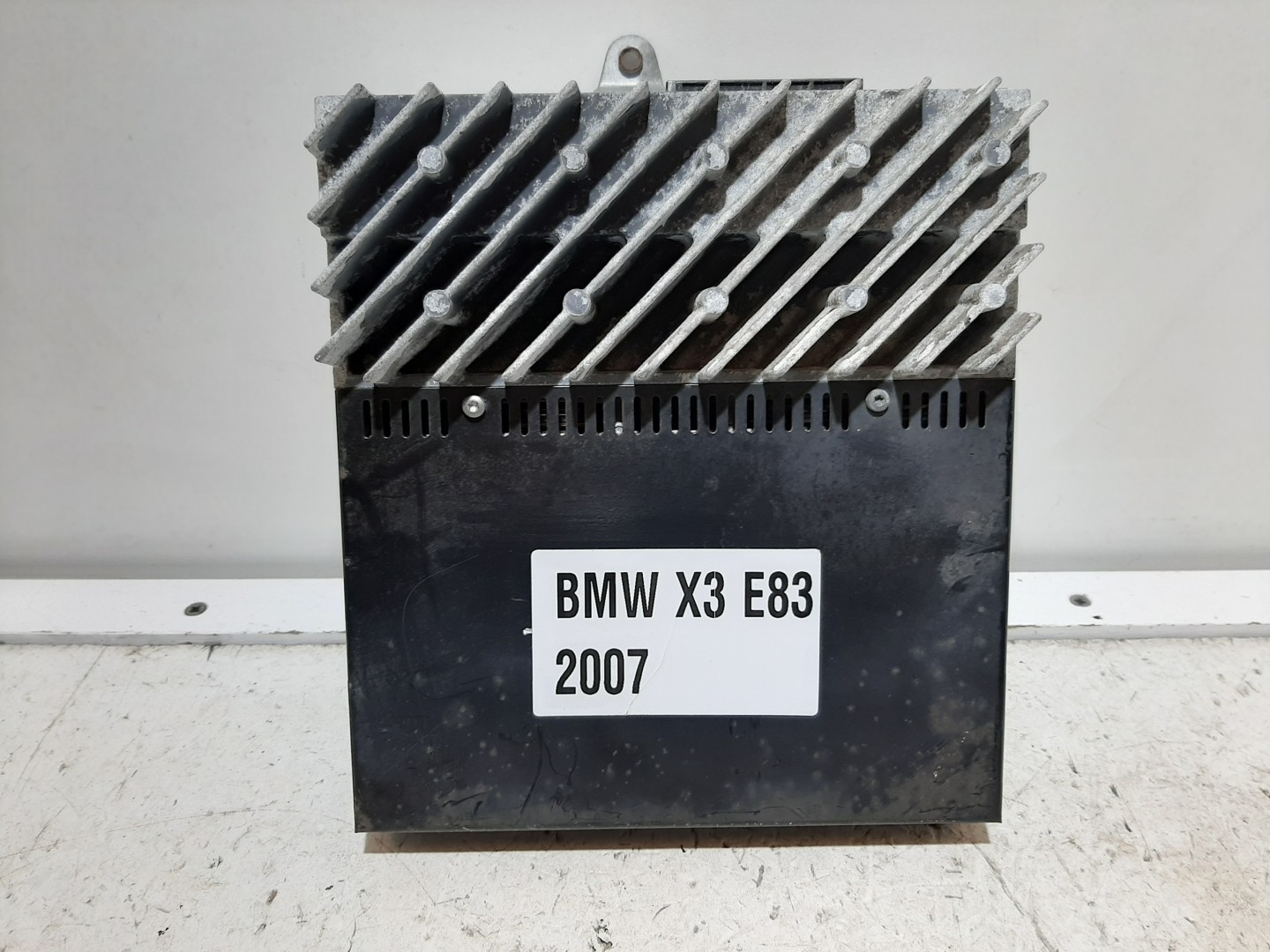 Amplificador BMW X3 (E83) | 03 - 11