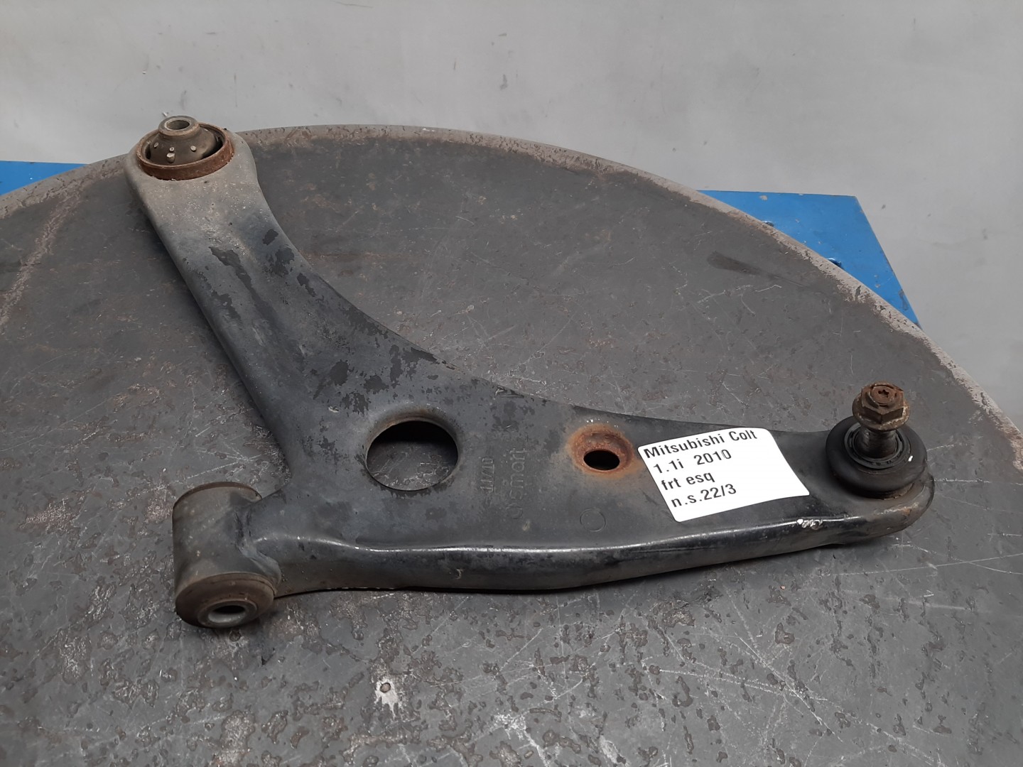 Braço suspensão Frt Esq MITSUBISHI COLT VI (Z3_A, Z2_A) | 02 - 12
