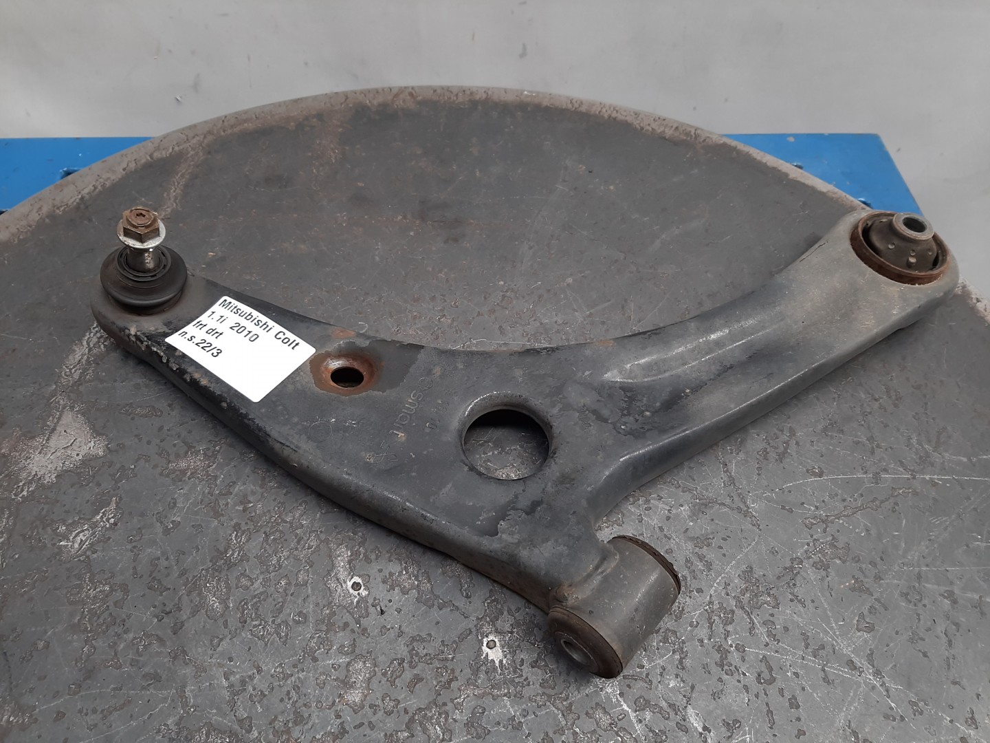 Braço suspensão Frt Dto MITSUBISHI COLT VI (Z3_A, Z2_A) | 02 - 12