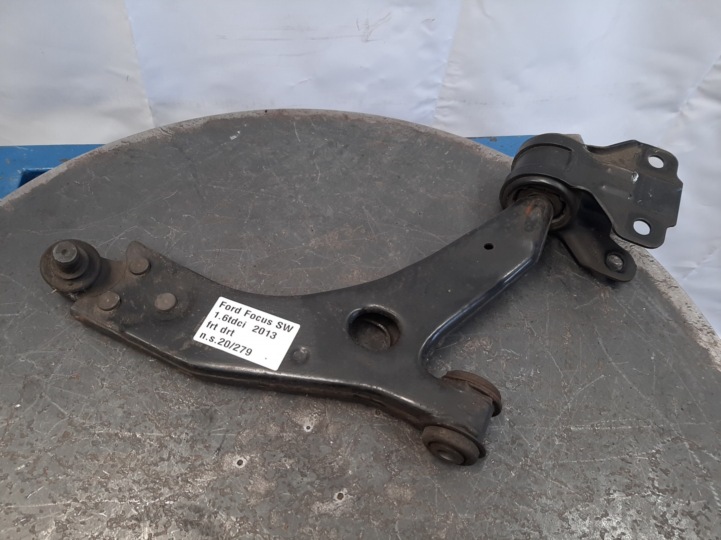 Braço suspensão Frt Dto FORD FOCUS III Turnier | 10 - 