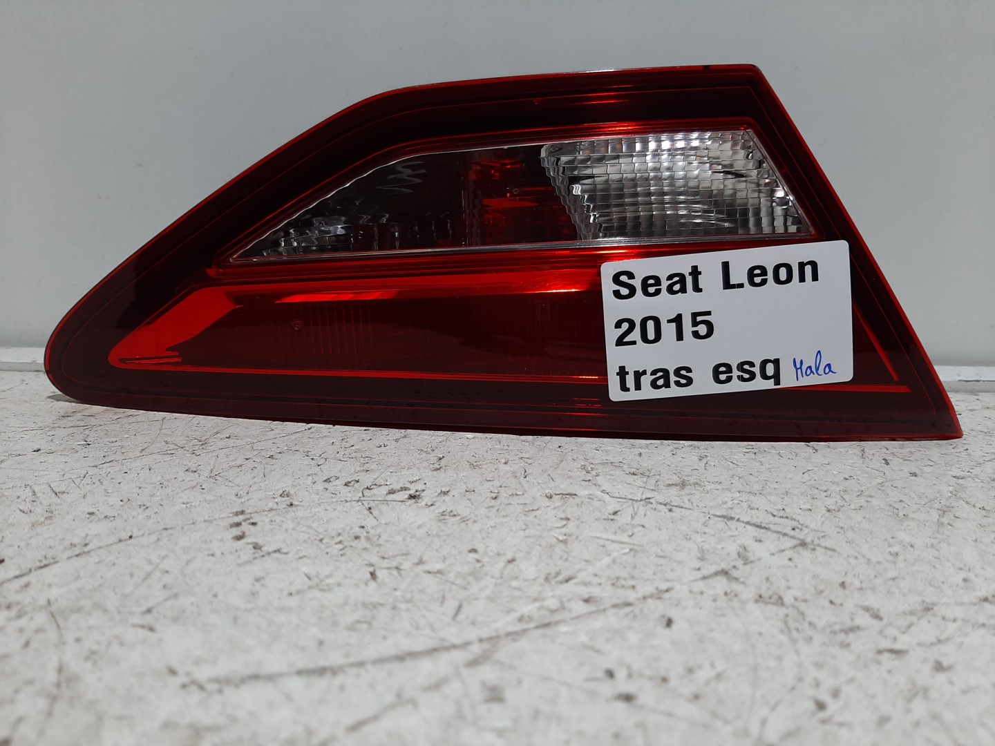 Farolim Mala Esq SEAT LEON (5F1) | 12 - 