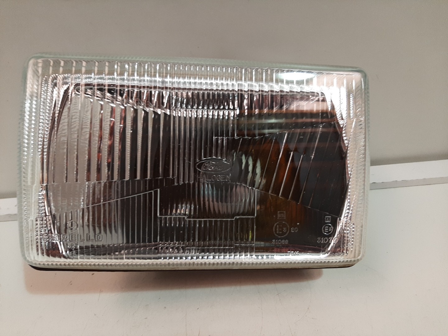 Farol Esq FORD TAUNUS 80 (GBS, GBNS) | 79 - 82