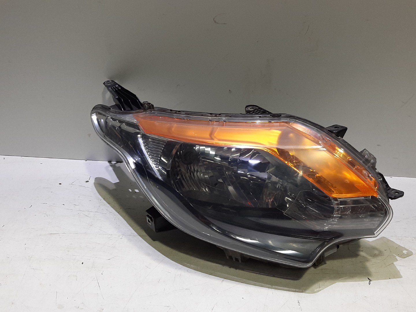 Farol Dto MITSUBISHI L200 (KJ_, KK_, KL_) | 14 - 