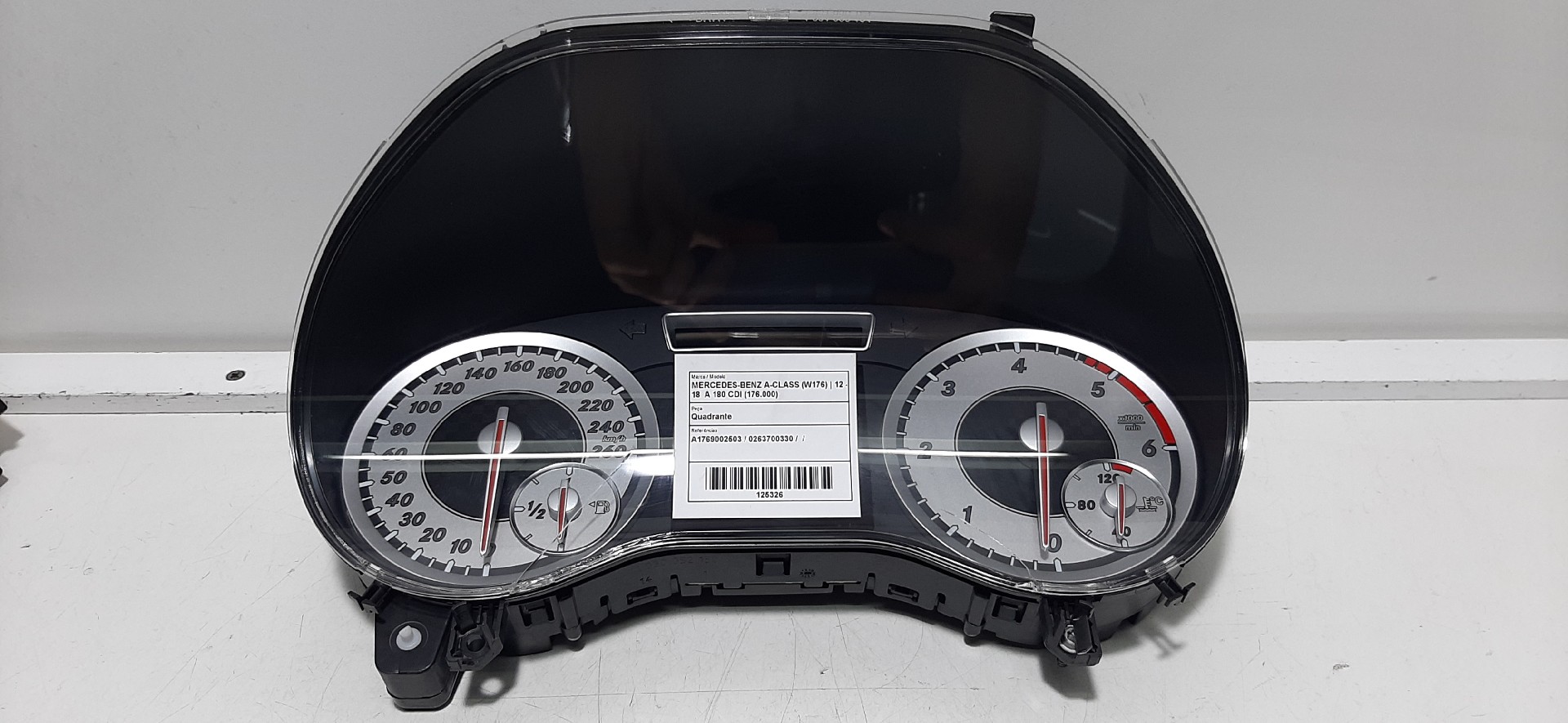 Quadrante MERCEDES-BENZ A-CLASS (W176) | 12 - 18