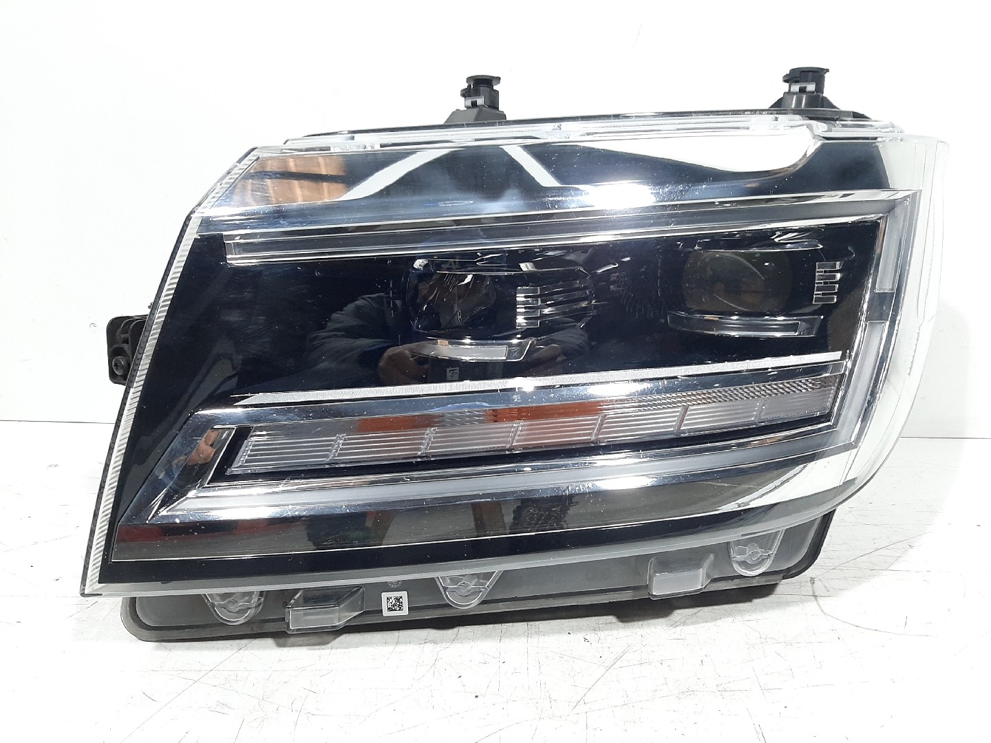 Farol Esq MAN TGE Caixa (UY_, UX_) | 17 - 