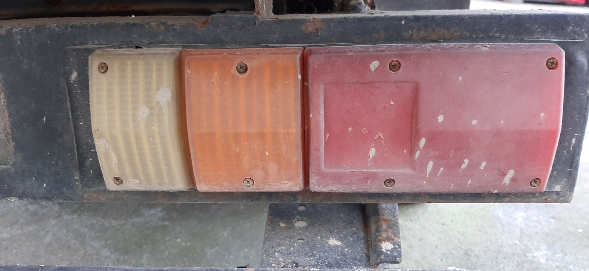 Farolim Stop Dto BEDFORD MIDI Caixa | 84 - 92