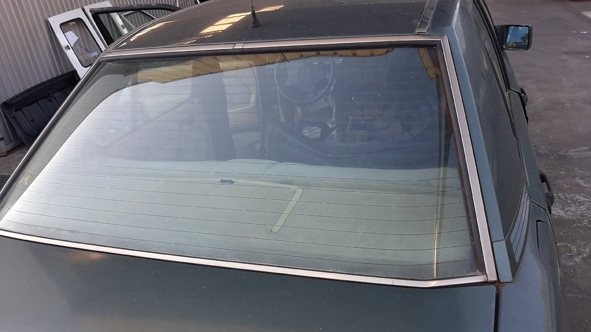 Oculo traseiro MERCEDES-BENZ 190 (W201) | 82 - 93