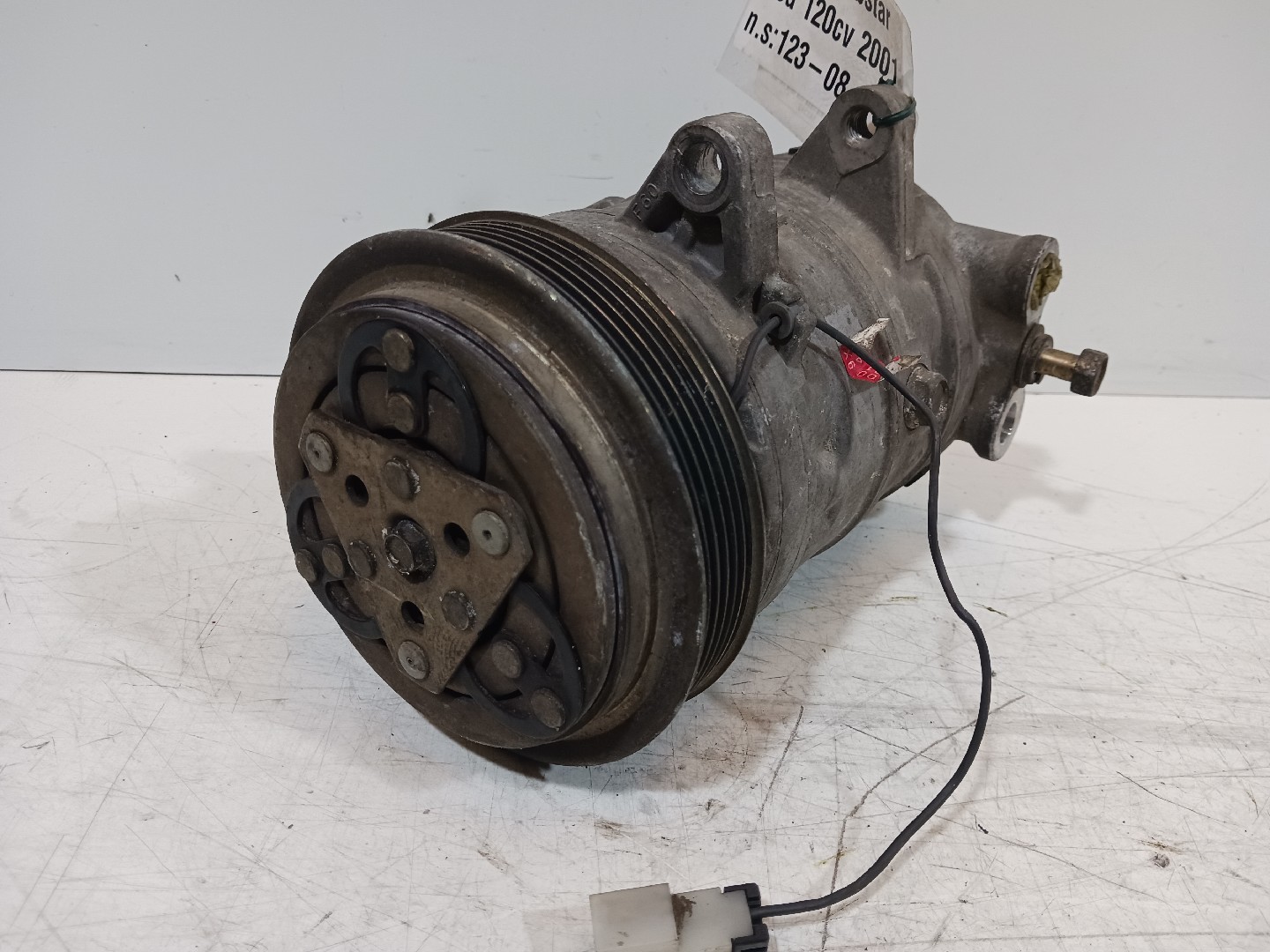 Compressor ar condicionado NISSAN CABSTAR (F23, H41, H42) | 92 - 11