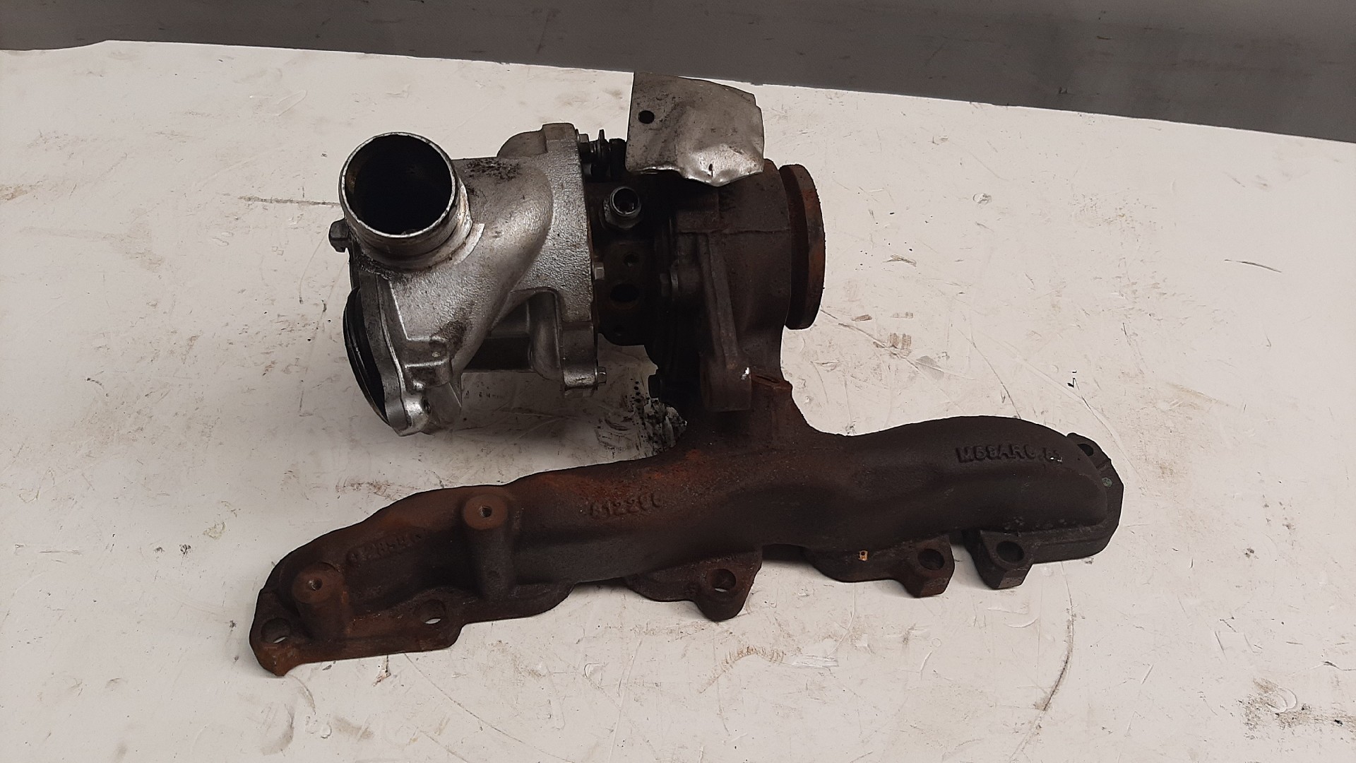 Turbo VOLKSWAGEN GOLF VII (5G1, BQ1, BE1, BE2) | 12 - 