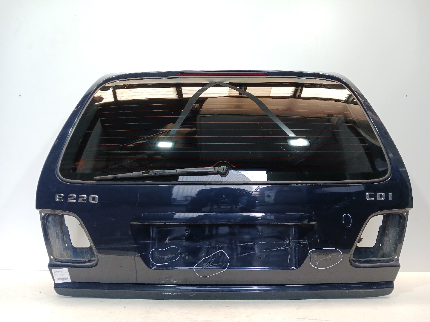 Tampa da Mala MERCEDES-BENZ E-CLASS T-Model (S210) | 96 - 03