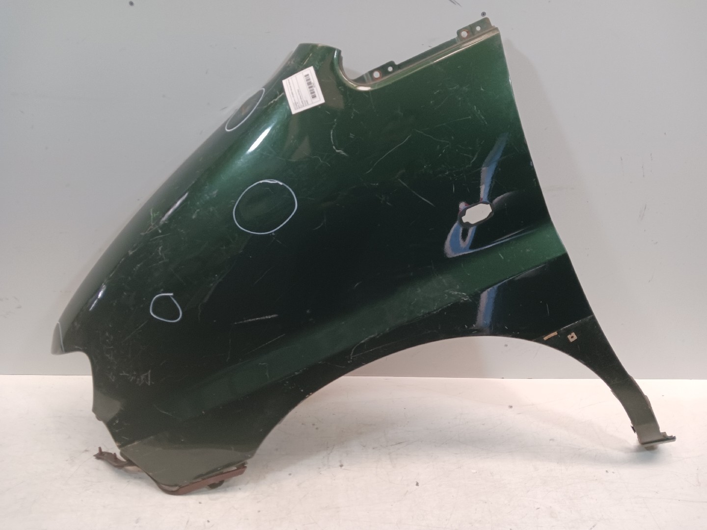 Guarda Lamas Frt Esq HYUNDAI H-1 / STAREX Veículo multiuso (A1) | 97 - 