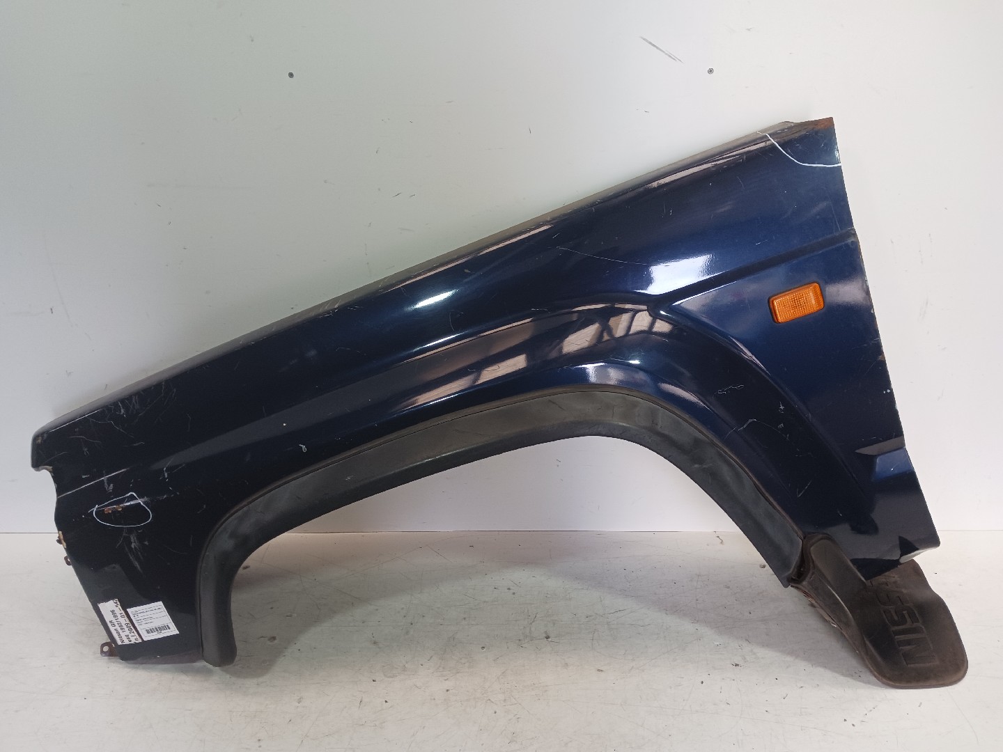 Guarda Lamas Frt Esq NISSAN PATROL GR IV (Y60, GR, 260L) | 86 - 98