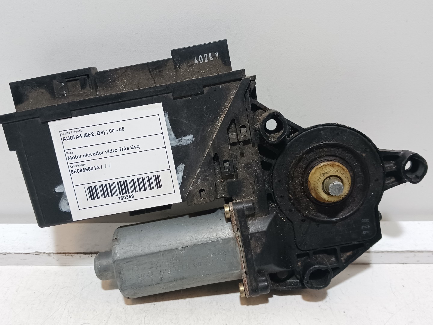 Motor elevador vidro Trás Esq AUDI A4 (8E2, B6) | 00 - 05