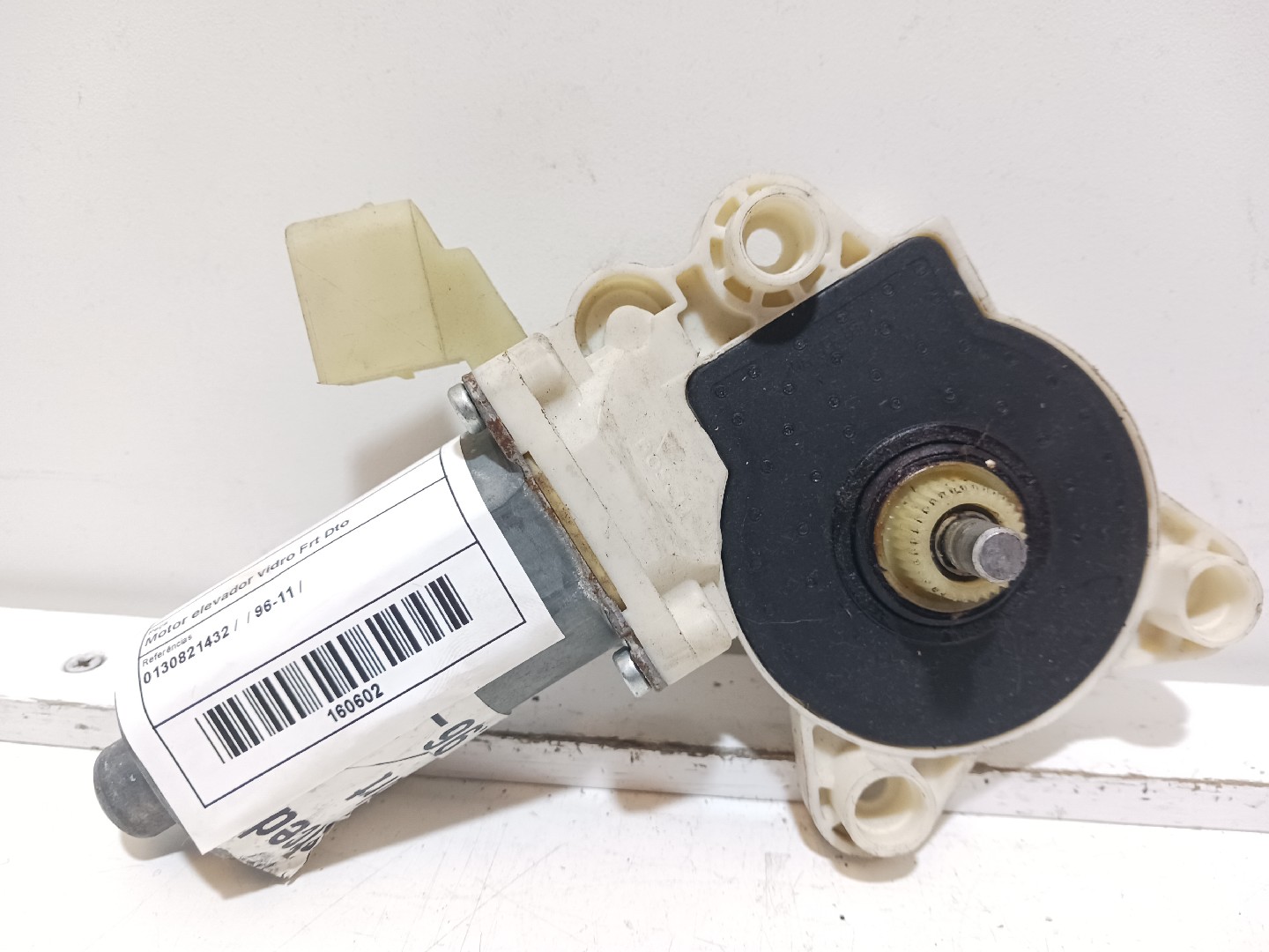 Motor elevador vidro Frt Dto  MERCEDES-BENZ CLS (C219) | 04 - 11