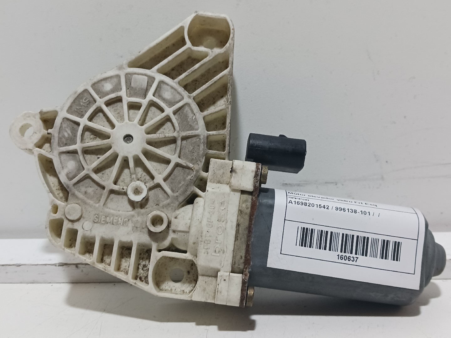 Motor elevador vidro Frt Esq MERCEDES-BENZ A-CLASS (W169) | 04 - 12