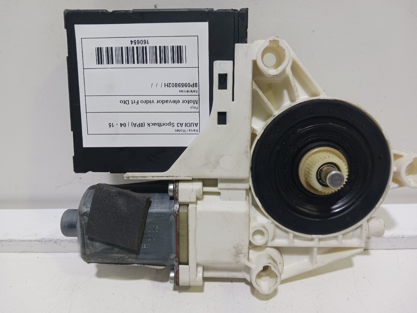 Motor elevador vidro Frt Dto  AUDI A3 Sportback (8PA) | 04 - 15