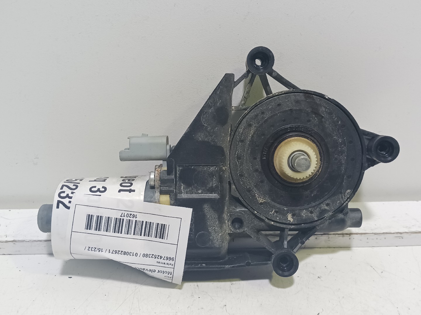 Motor elevador vidro Frt Dto  PEUGEOT 208 I (CA_, CC_) | 12 - 