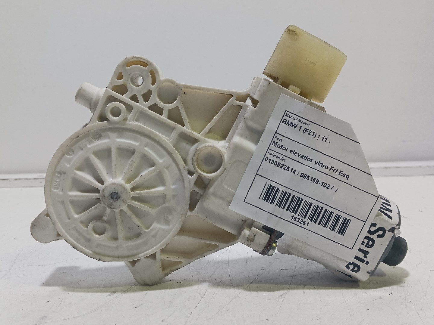 Motor elevador vidro Frt Esq BMW 1 (F21) | 11 - 