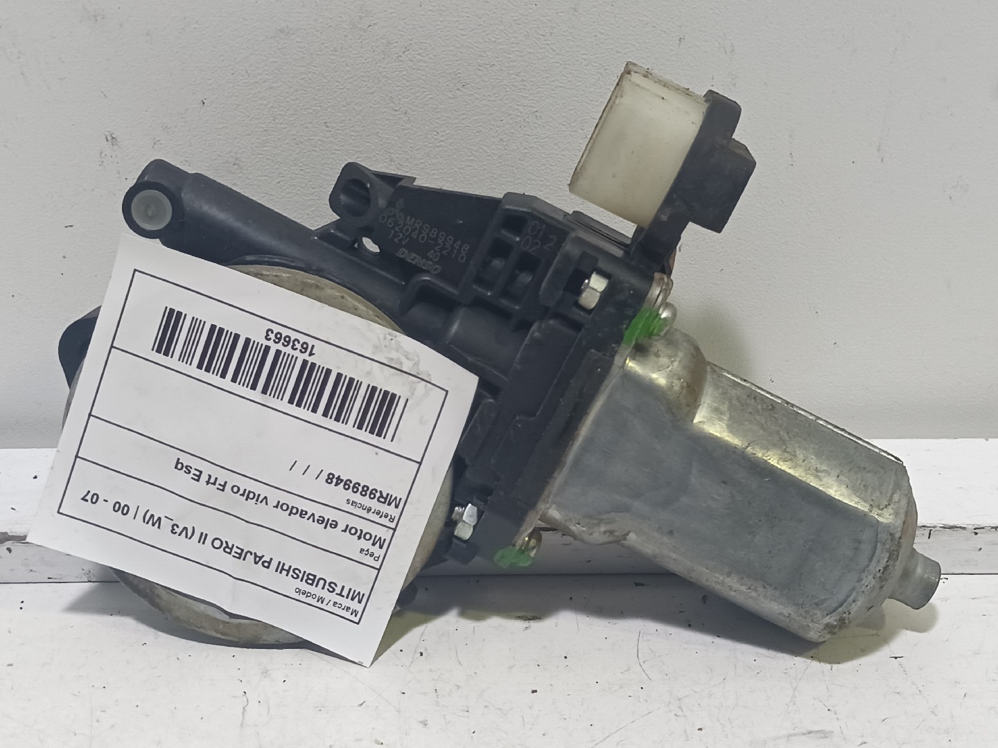 Motor elevador vidro Frt Esq MITSUBISHI PAJERO II (V3_W) | 00 - 07