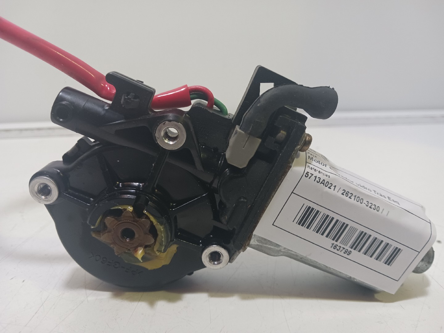 Motor elevador vidro Trás Esq MITSUBISHI PAJERO SPORT VAN I (K90) | 99 - 08