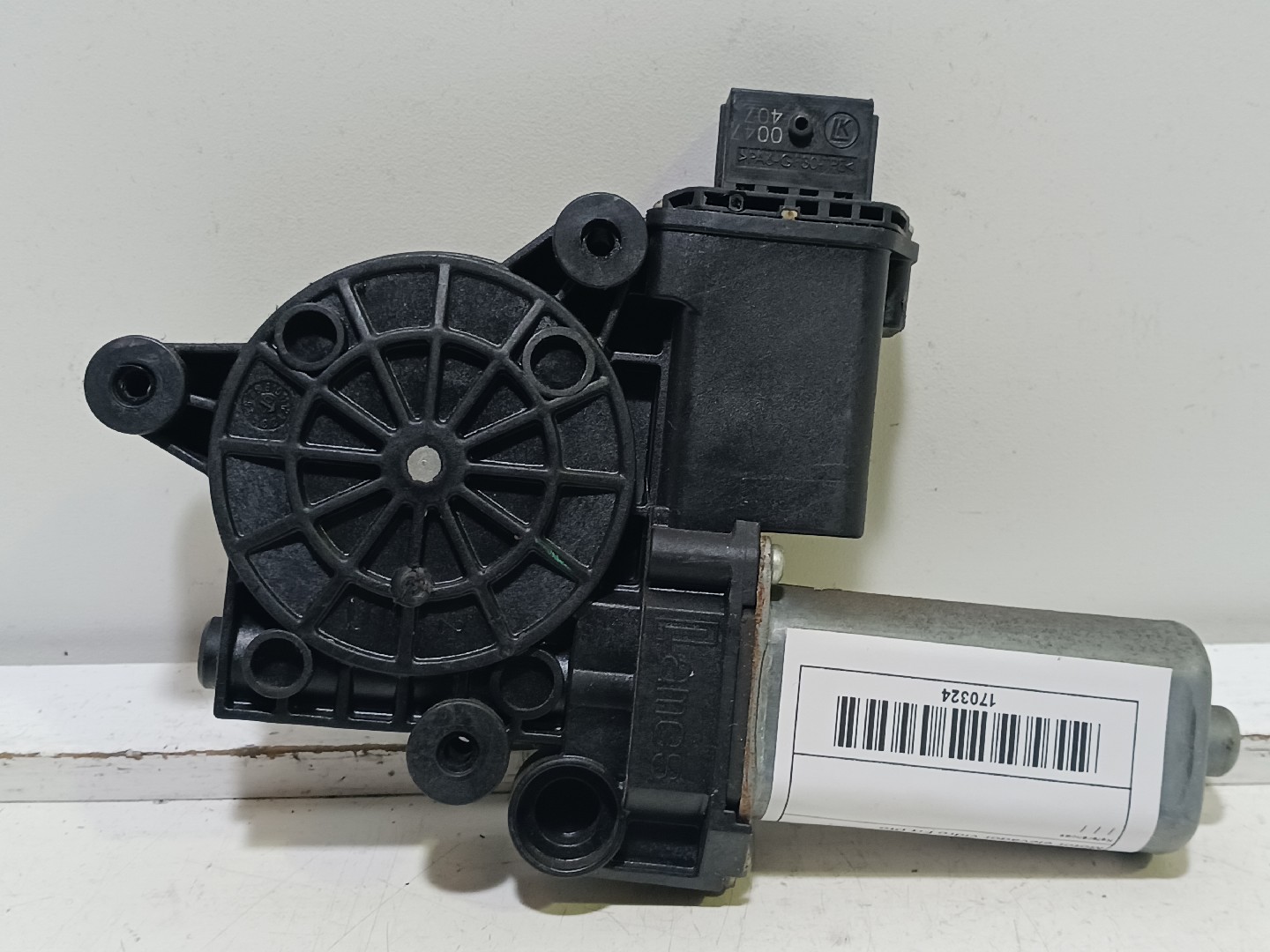 Motor elevador vidro Frt Dto  OPEL CORSA D Van (S07) | 06 - 14