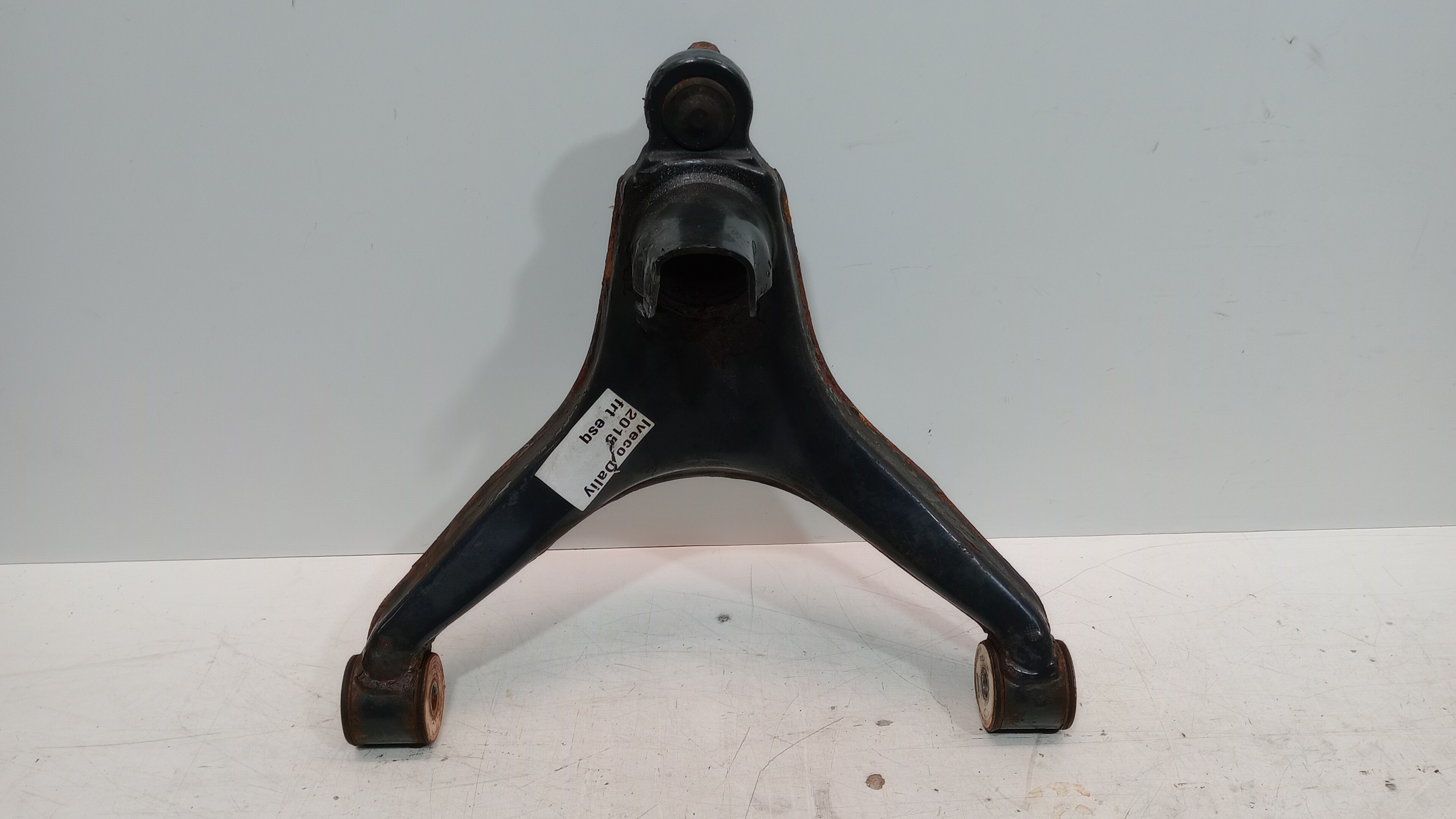 Braço suspensão Frt Esq IVECO DAILY VI Caixa/Combi | 14 - 