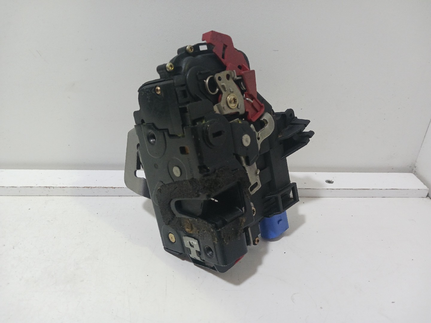 Fecho da Porta Trás Esq AUDI A8 (4E2, 4E8) | 02 - 10