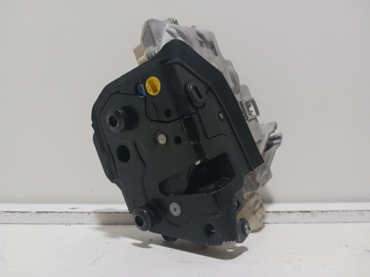 Fecho da Porta Trás Esq AUDI A3 Sportback (8PA) | 04 - 15